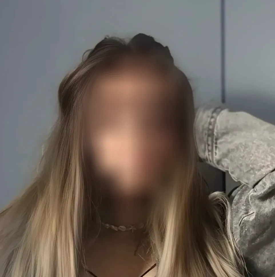 Bianca, 21