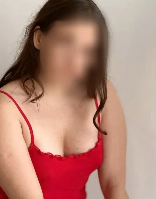 Jana, 28