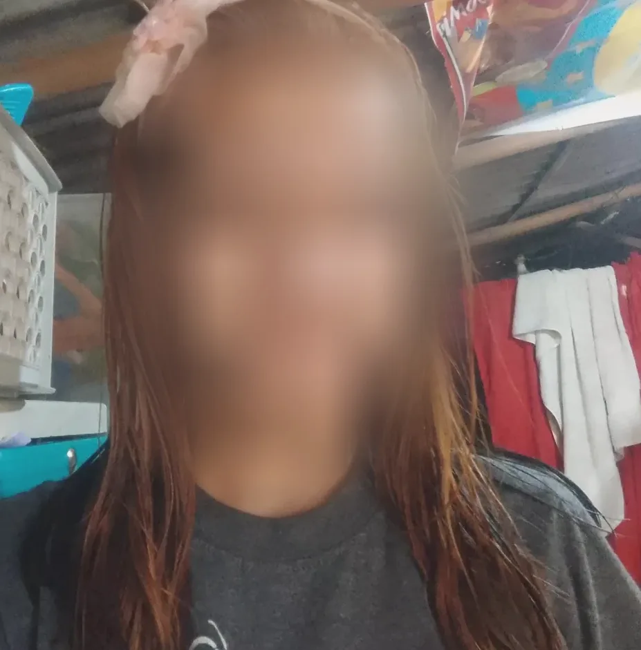Mia, 31