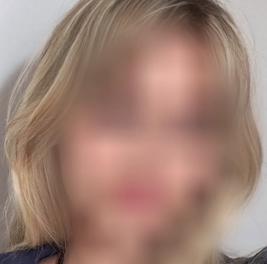 Paula, 20