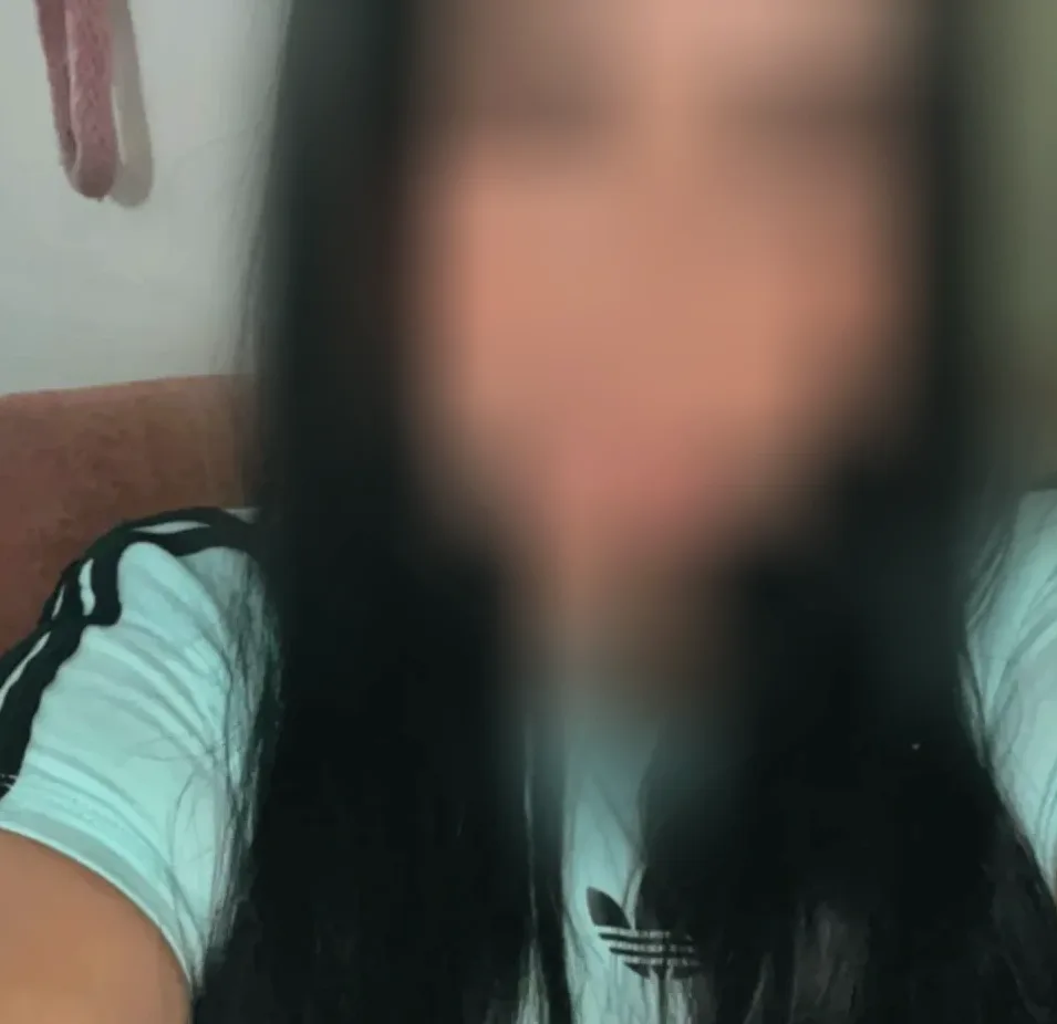 Sarah, 25